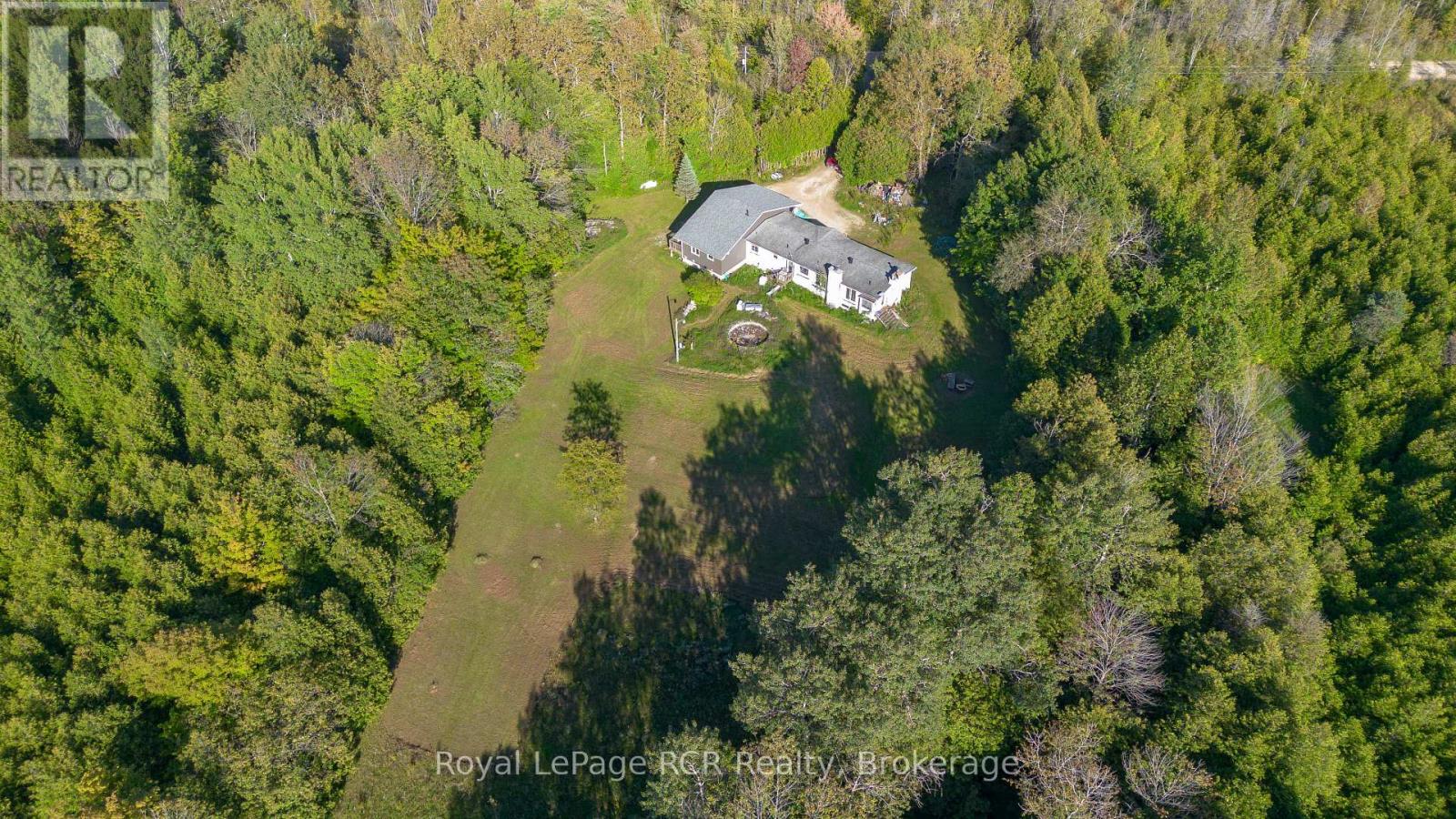 394908 2 Concession Property Photo 7