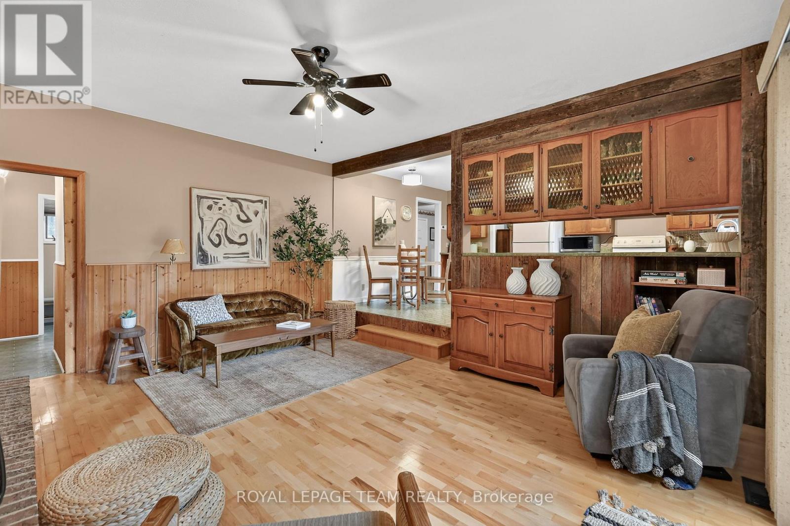5584 First Line Road Property Photo 17