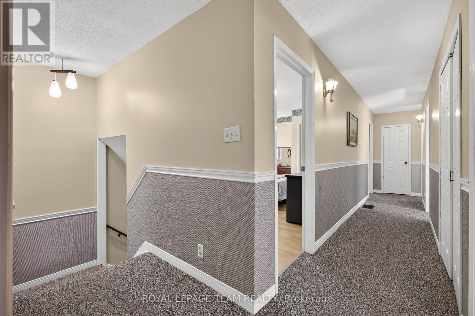 5584 First Line Road Property Photo 21