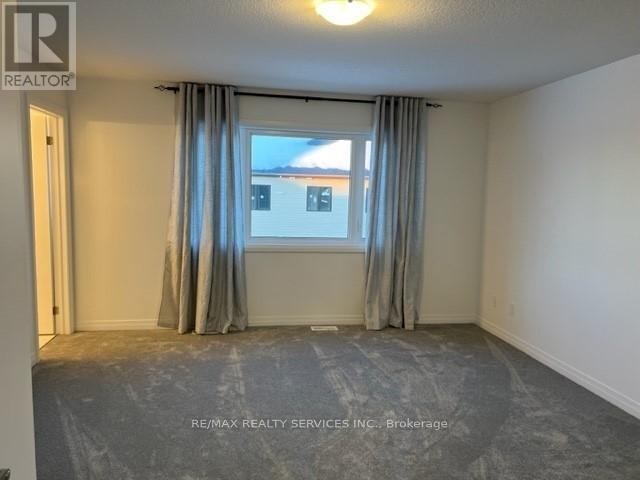 18 Roper Place Property Photo 10