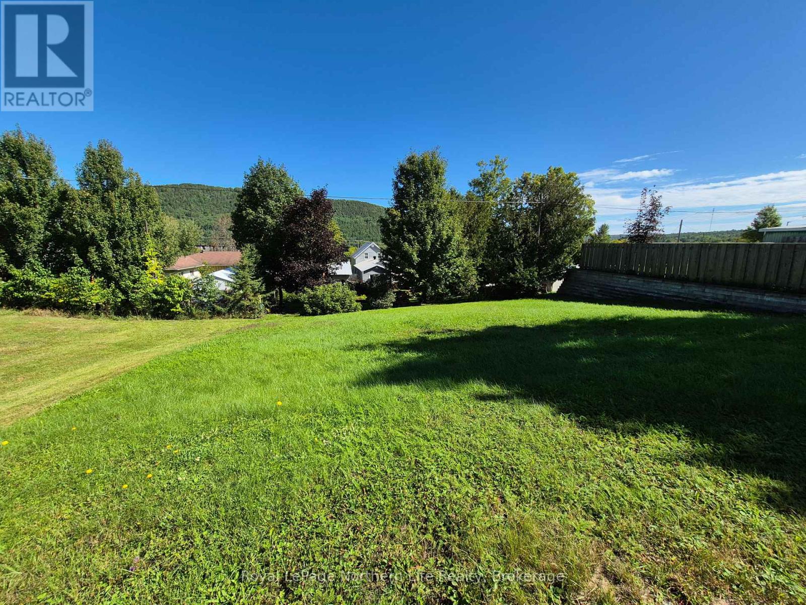 341 Third Street Property Photo 5