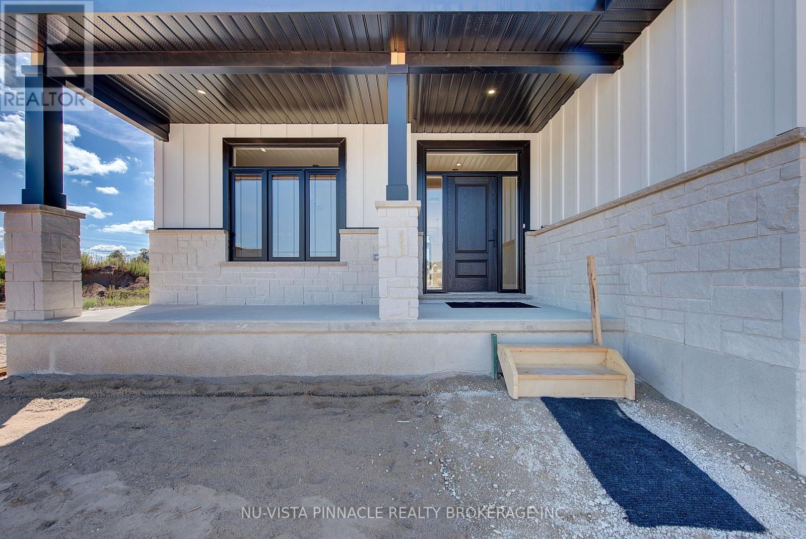 77 Basil Crescent Property Photo 4
