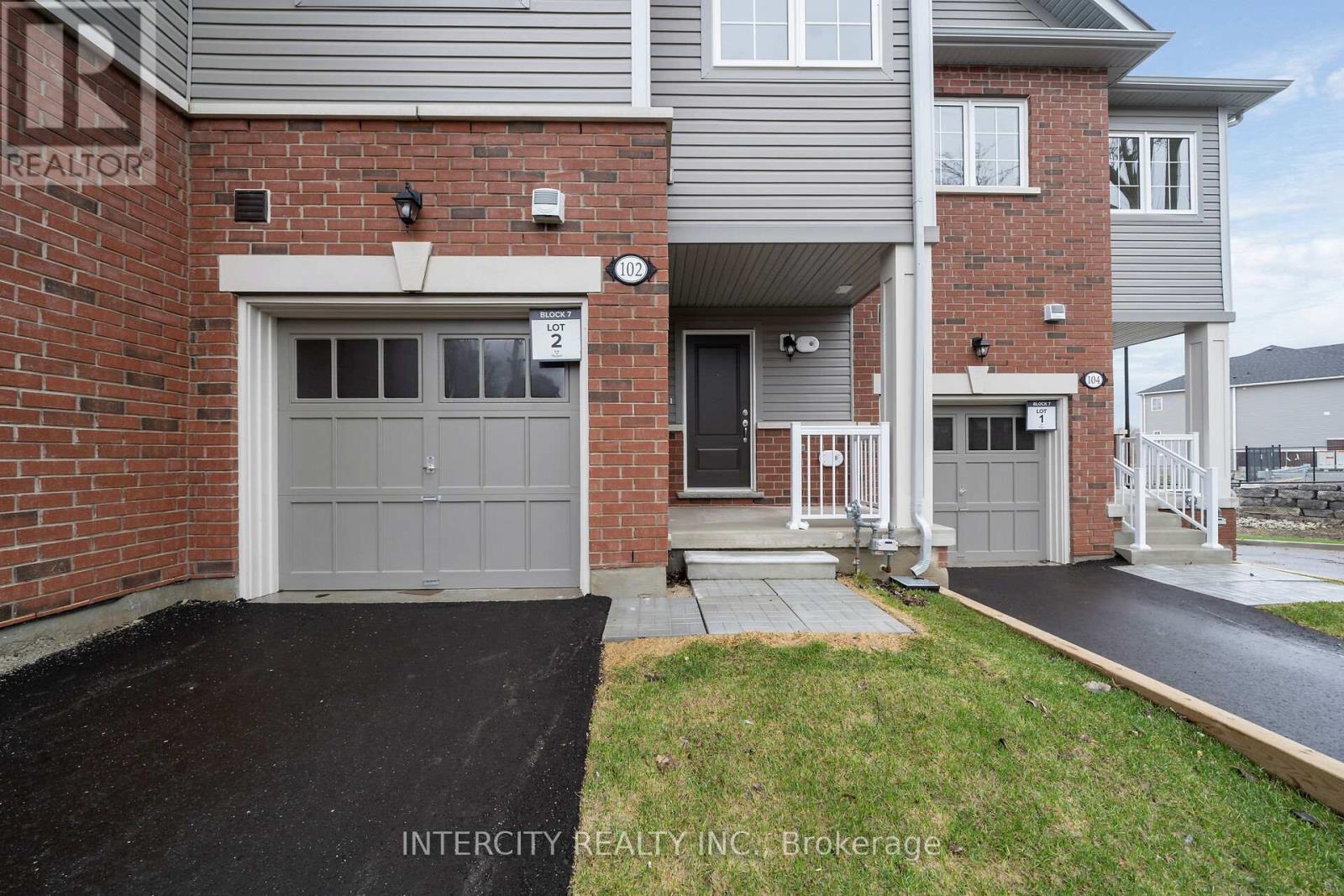 Blk 7 Unit 2 - 102 Walden Drive Property Photo 2