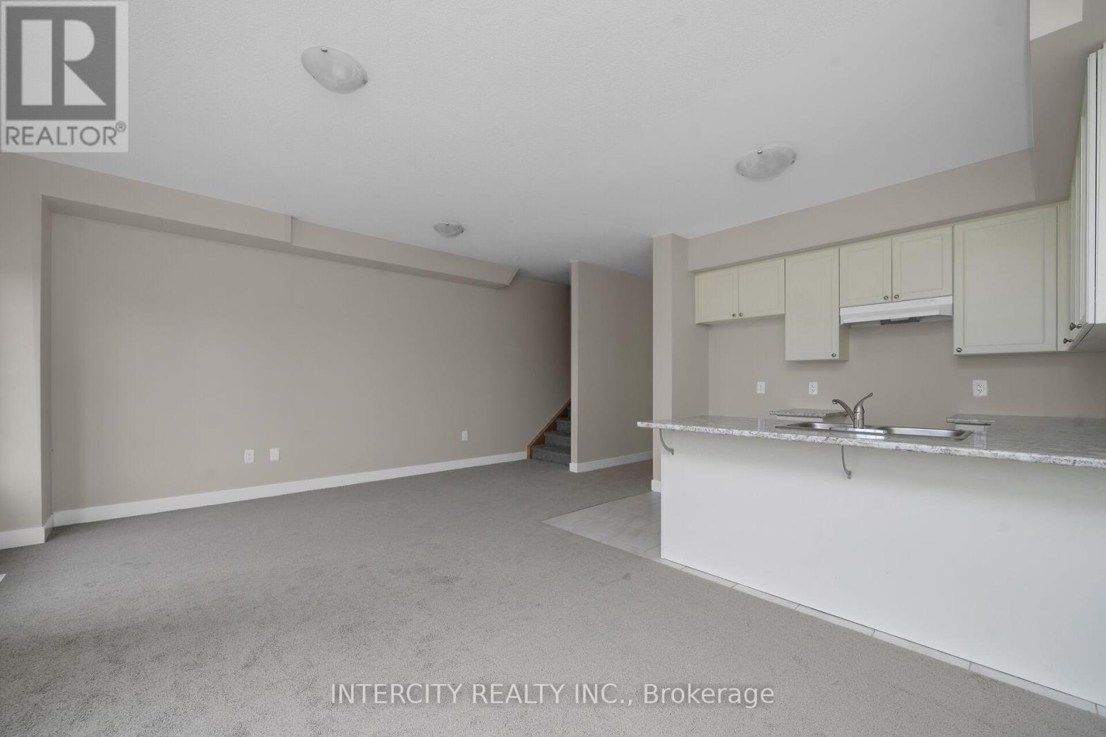 Blk 7 Unit 2 - 102 Walden Drive Property Photo 8