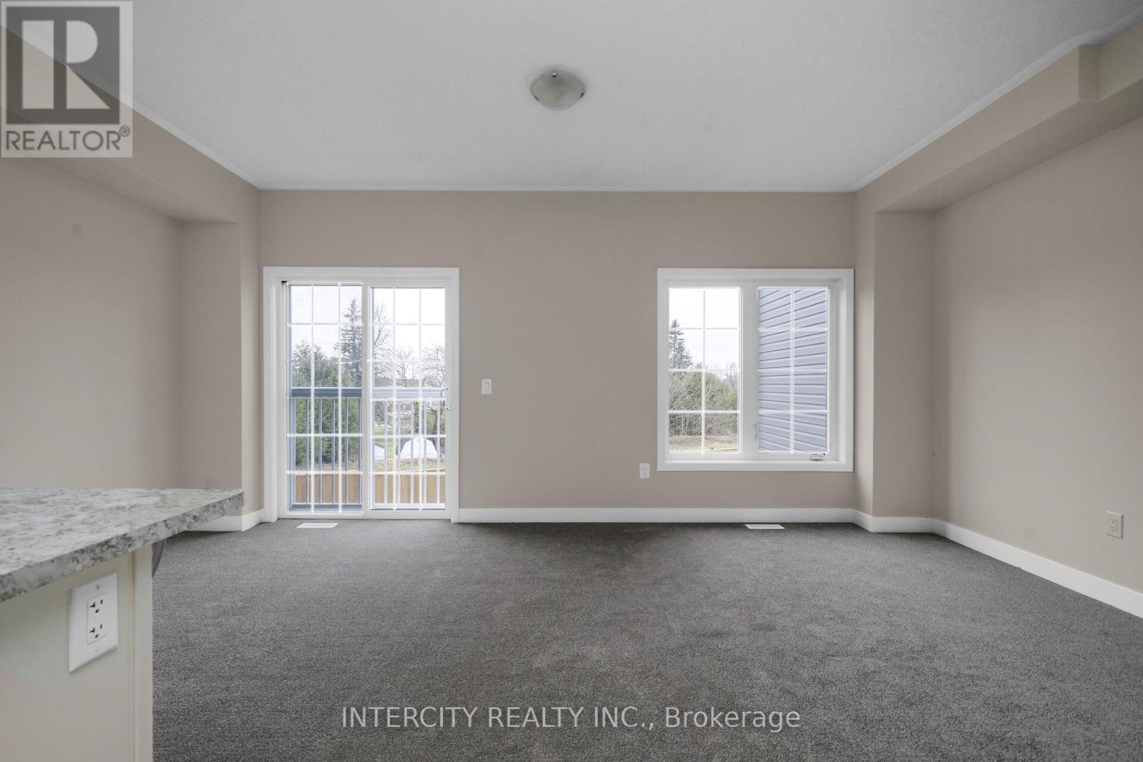 Blk 7 Unit 2 - 102 Walden Drive Property Photo 12