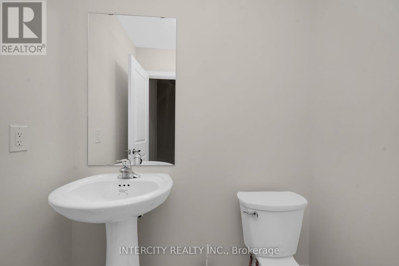 Blk 7 Unit 2 - 102 Walden Drive Property Photo 13