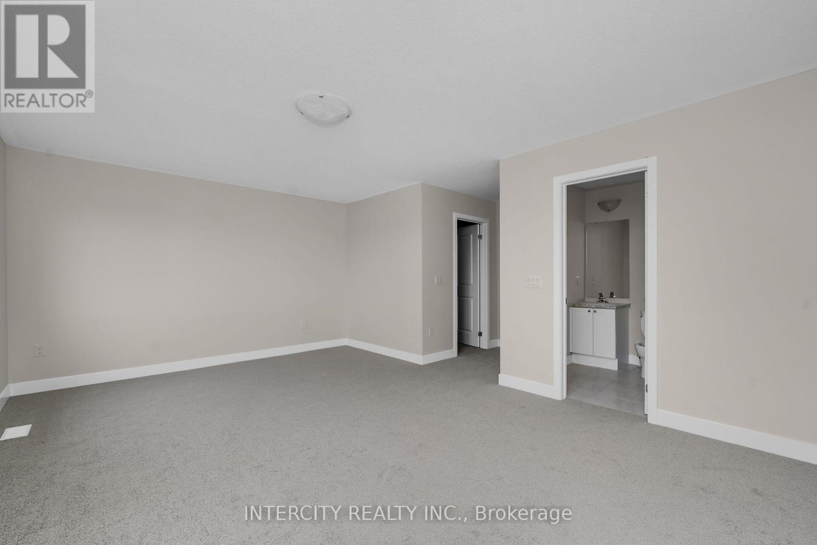 Blk 7 Unit 2 - 102 Walden Drive Property Photo 17