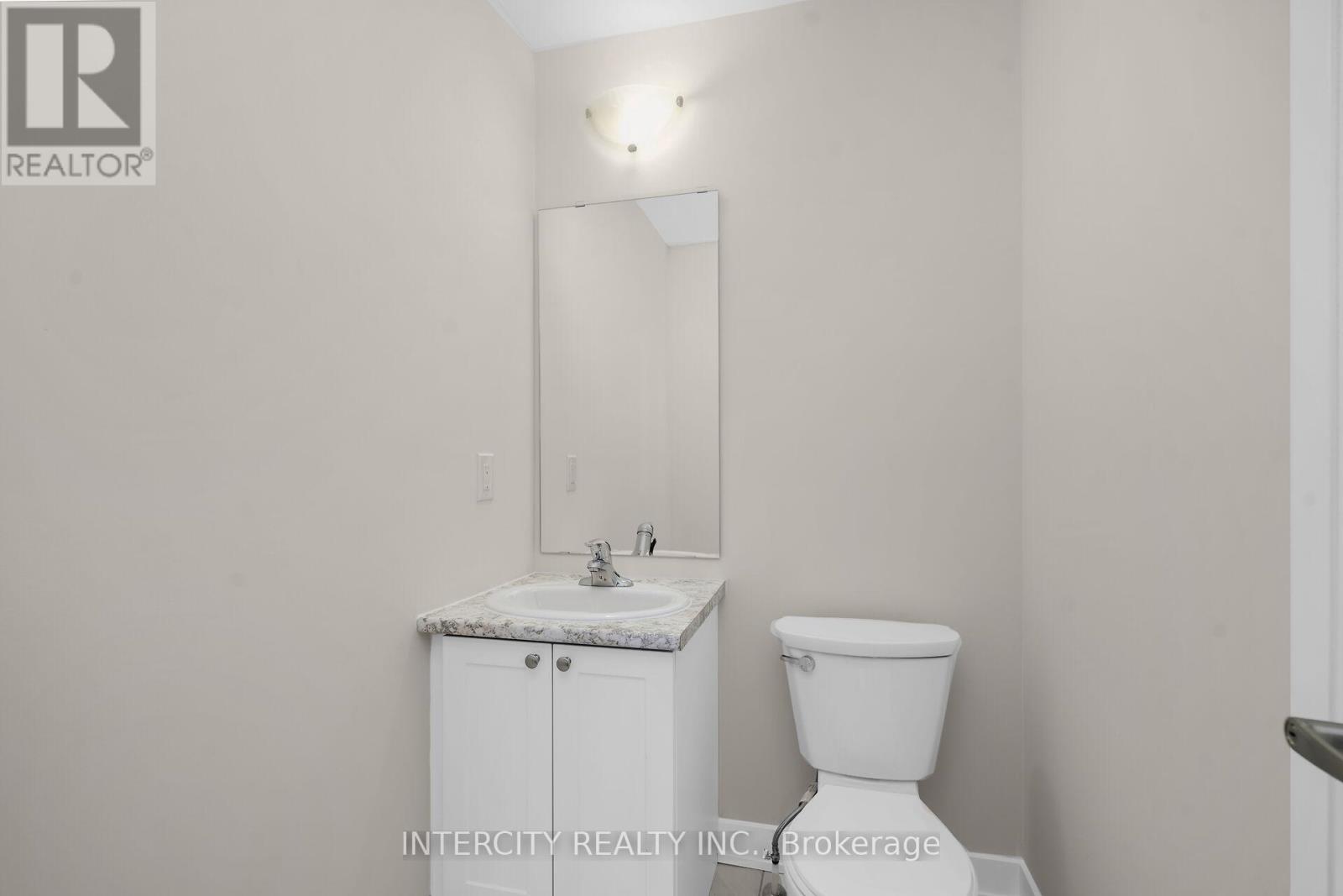 Blk 7 Unit 2 - 102 Walden Drive Property Photo 18