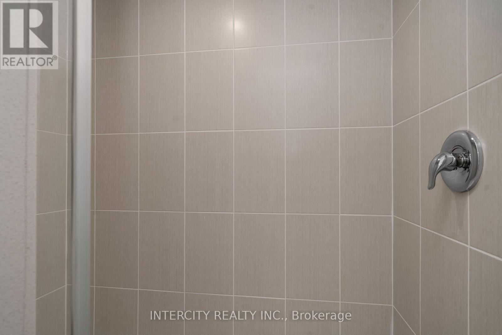 Blk 7 Unit 2 - 102 Walden Drive Property Photo 19