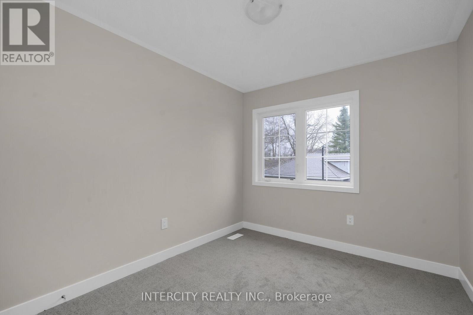 Blk 7 Unit 2 - 102 Walden Drive Property Photo 23