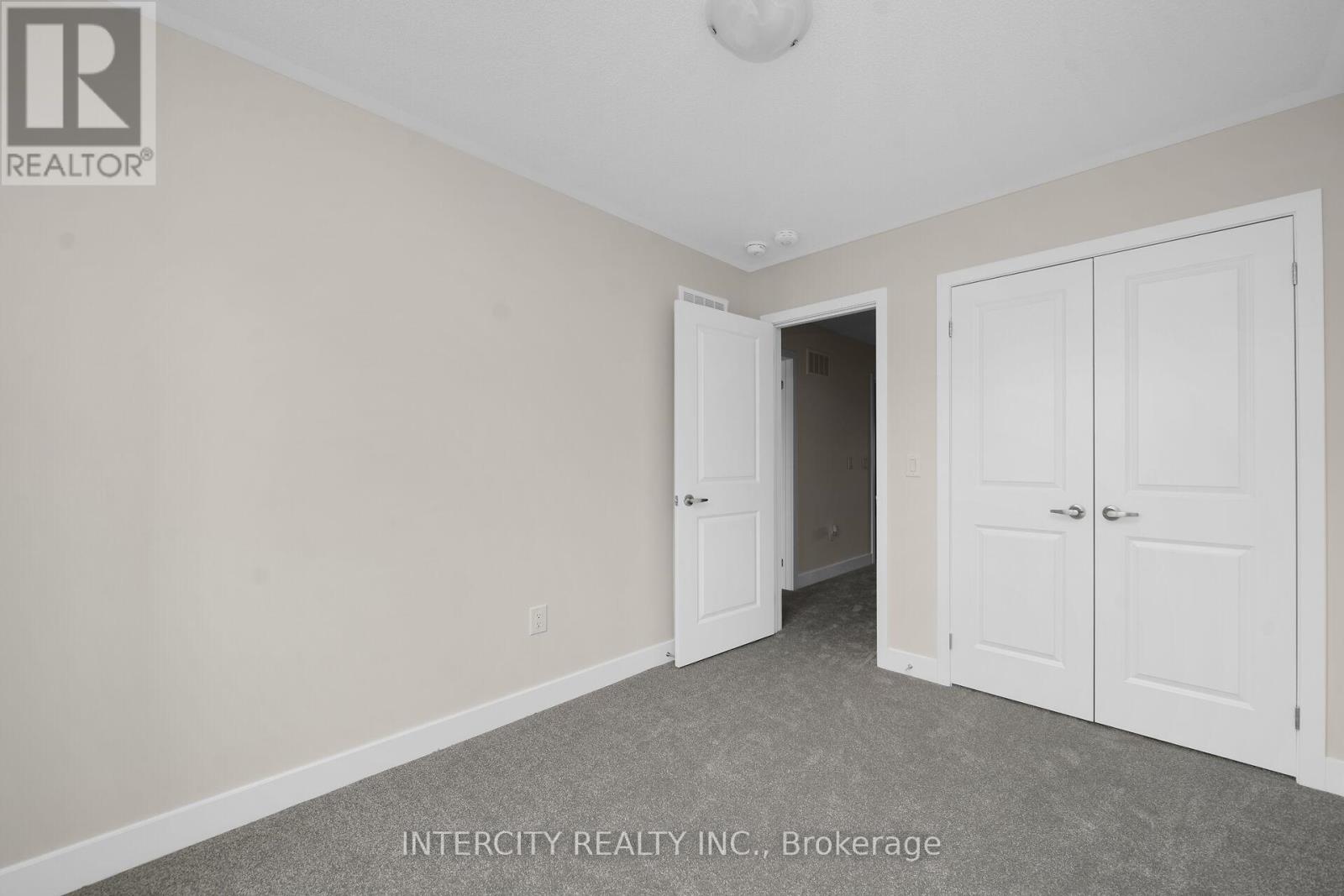 Blk 7 Unit 2 - 102 Walden Drive Property Photo 24
