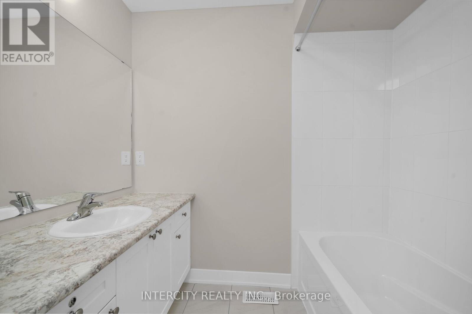 Blk 7 Unit 2 - 102 Walden Drive Property Photo 25