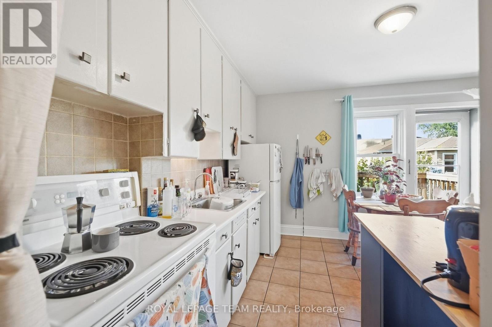 32 Melrose Avenue Property Photo 20