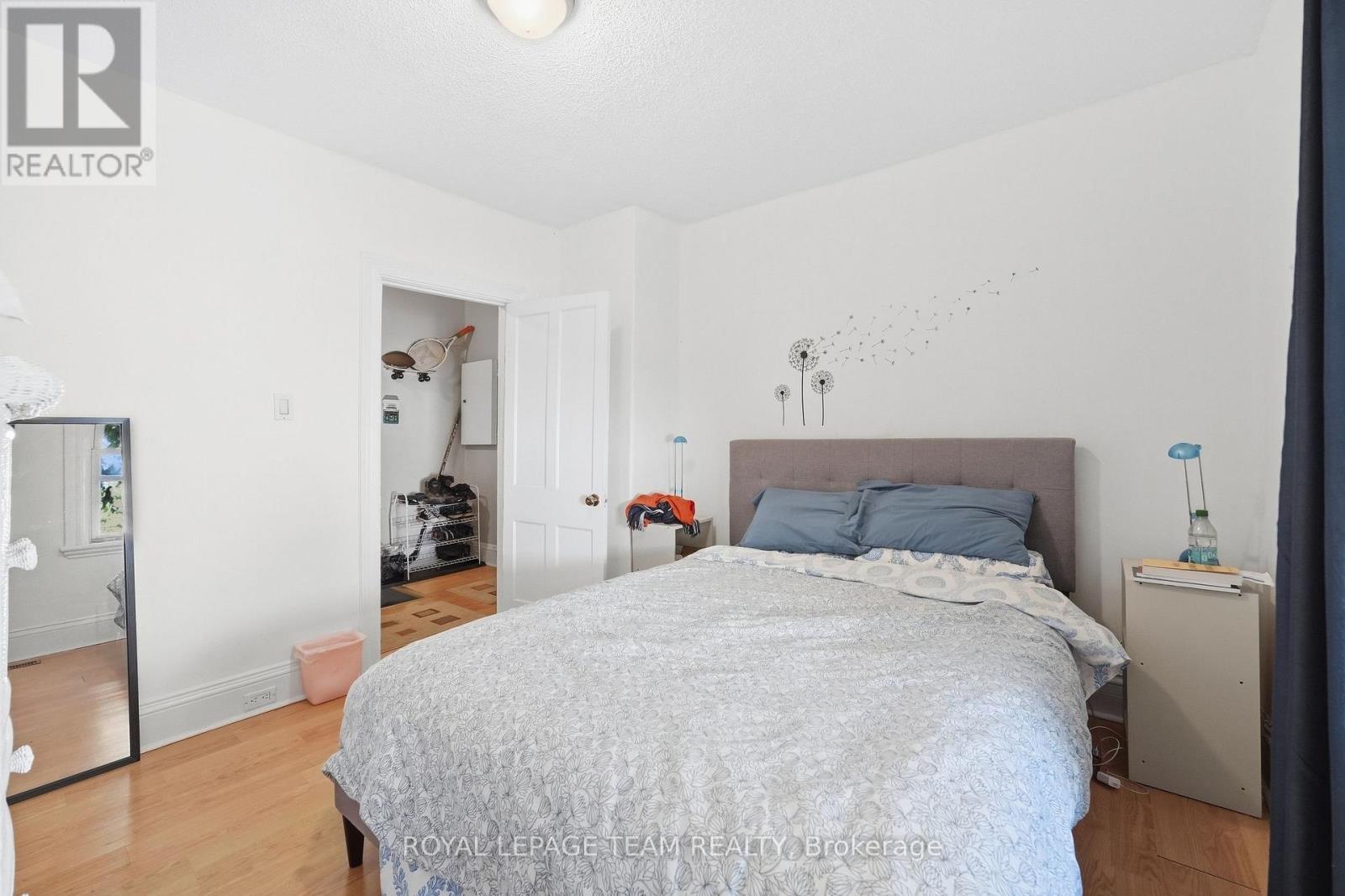 32 Melrose Avenue Property Photo 25