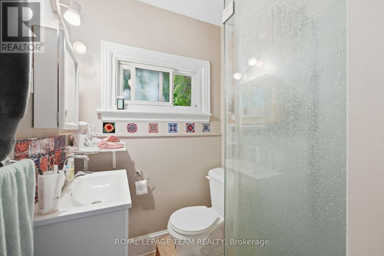 32 Melrose Avenue Property Photo 26