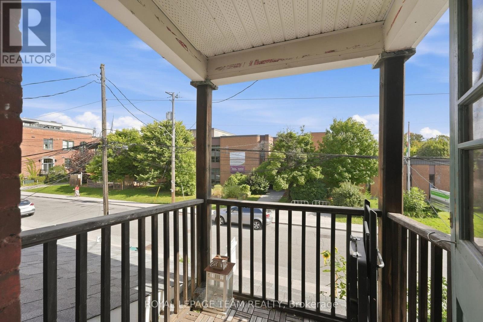 32 Melrose Avenue Property Photo 29