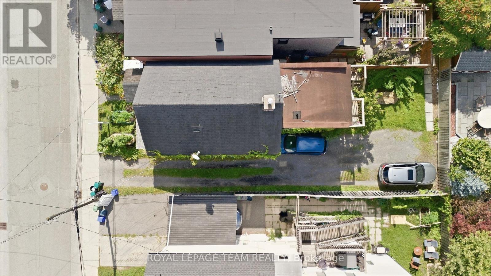 32 Melrose Avenue Property Photo 33