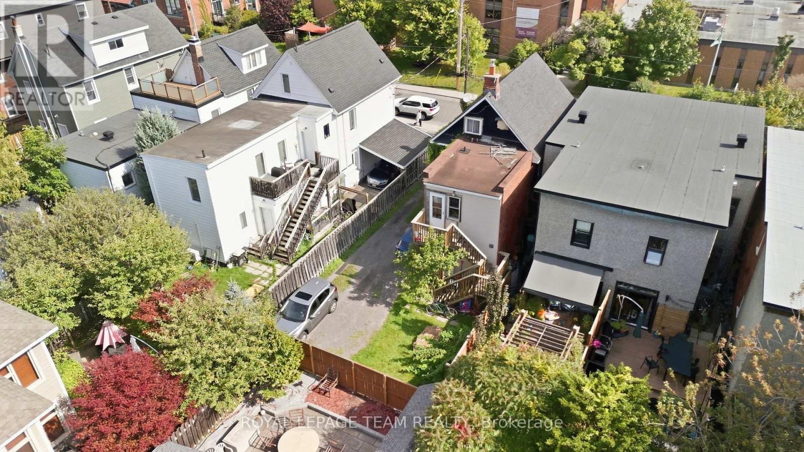 32 Melrose Avenue Property Photo 35