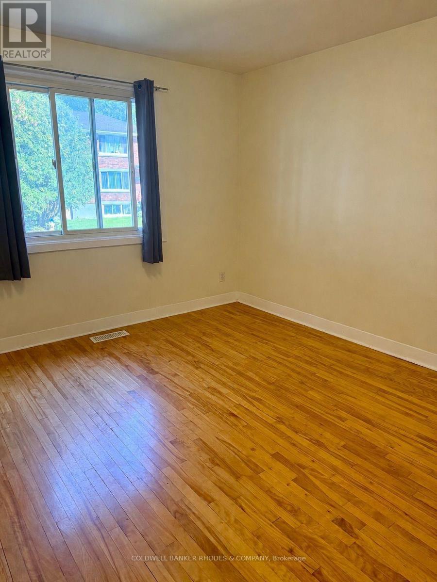 1 - 2484 Carlsen Avenue Property Photo 11