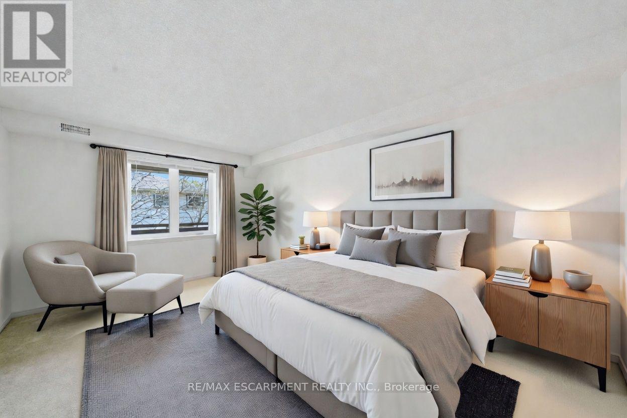 303 - 416 Limeridge Road E Property Photo 20