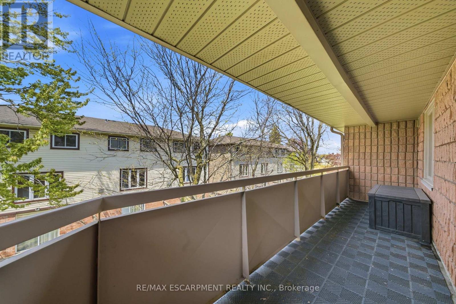 303 - 416 Limeridge Road E Property Photo 29