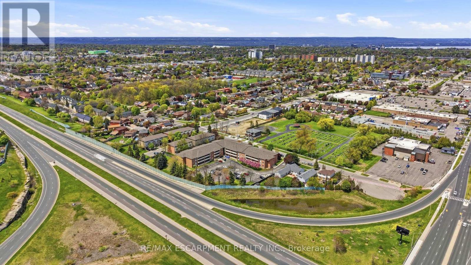 303 - 416 Limeridge Road E Property Photo 41