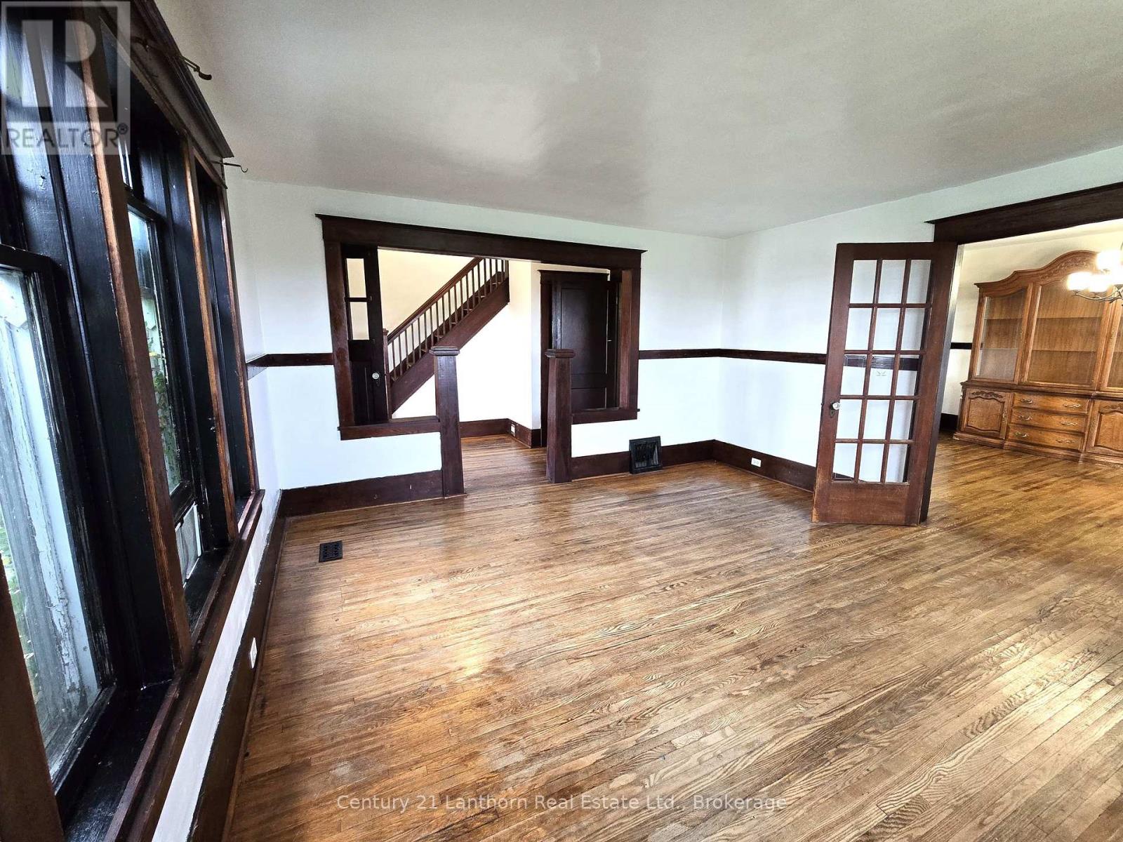 1014 Hamilton Road Property Photo 11