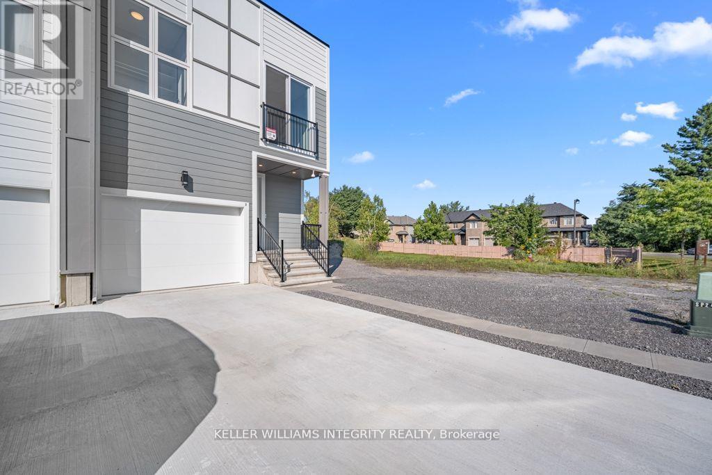 B - 875 CONTOUR STREET Property Photo 1