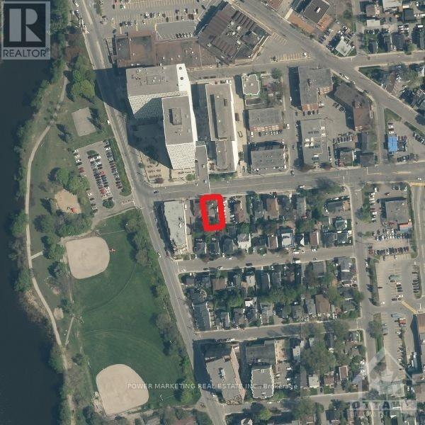 12 Mcarthur Avenue Property Photo 4