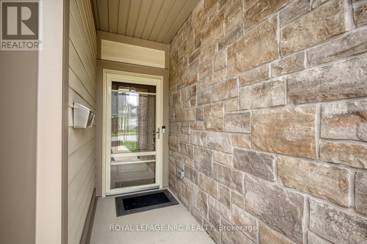 23 Francesco Crescent Property Photo 4