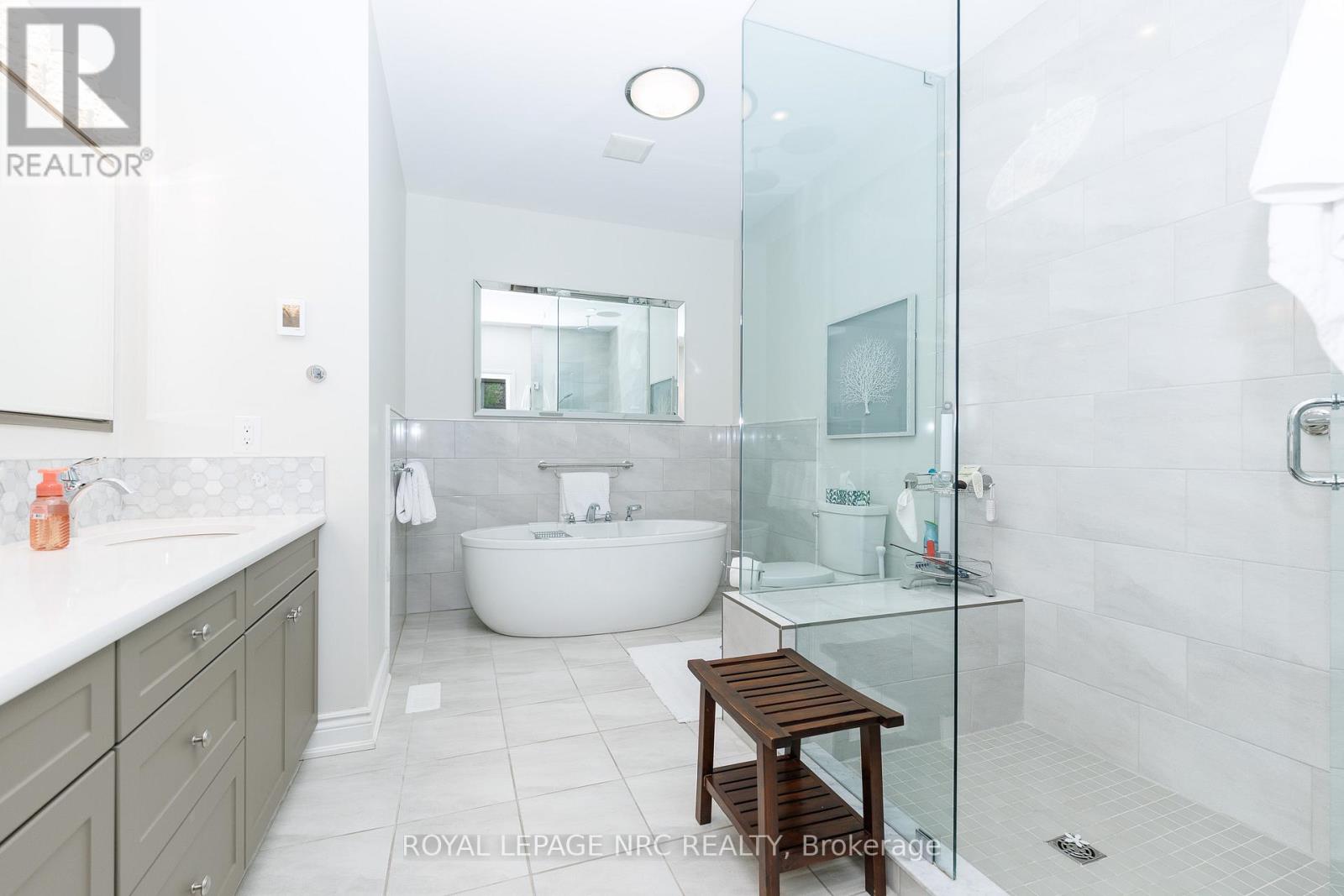 23 Francesco Crescent Property Photo 18