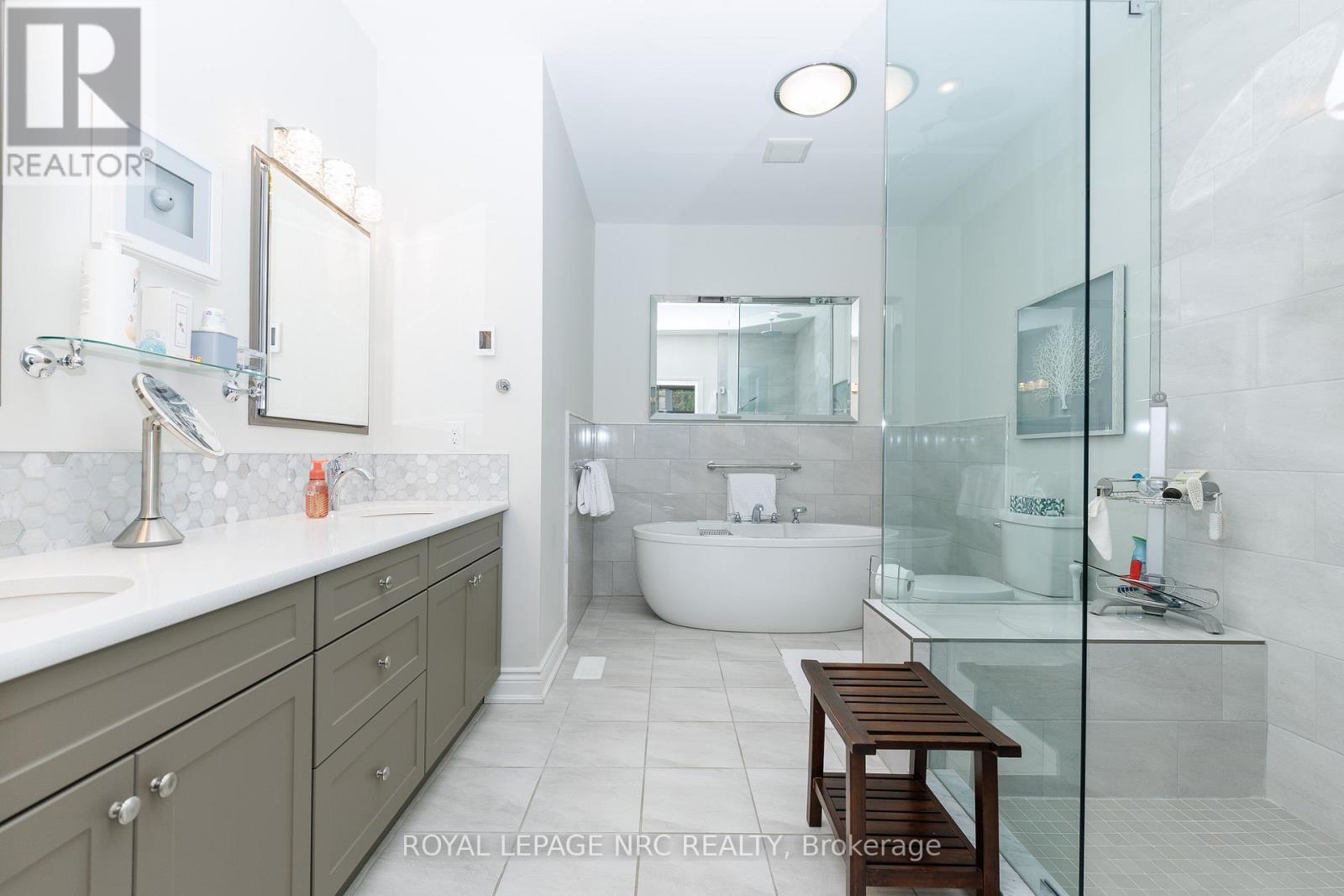 23 Francesco Crescent Property Photo 20