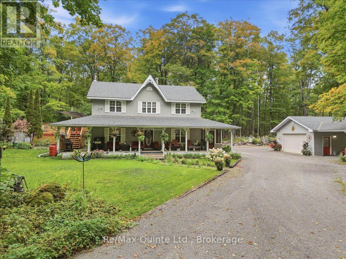 578 Old Apsley Road Property Photo 2