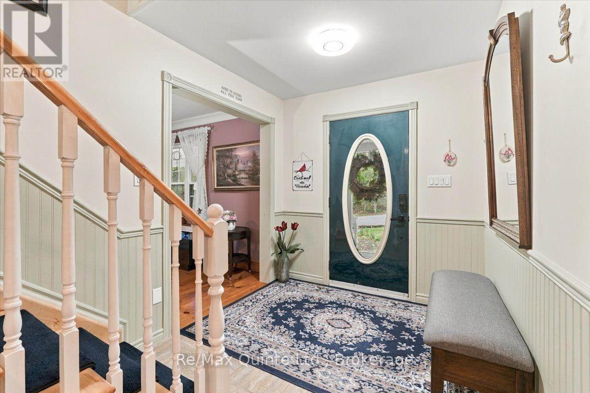 578 Old Apsley Road Property Photo 4