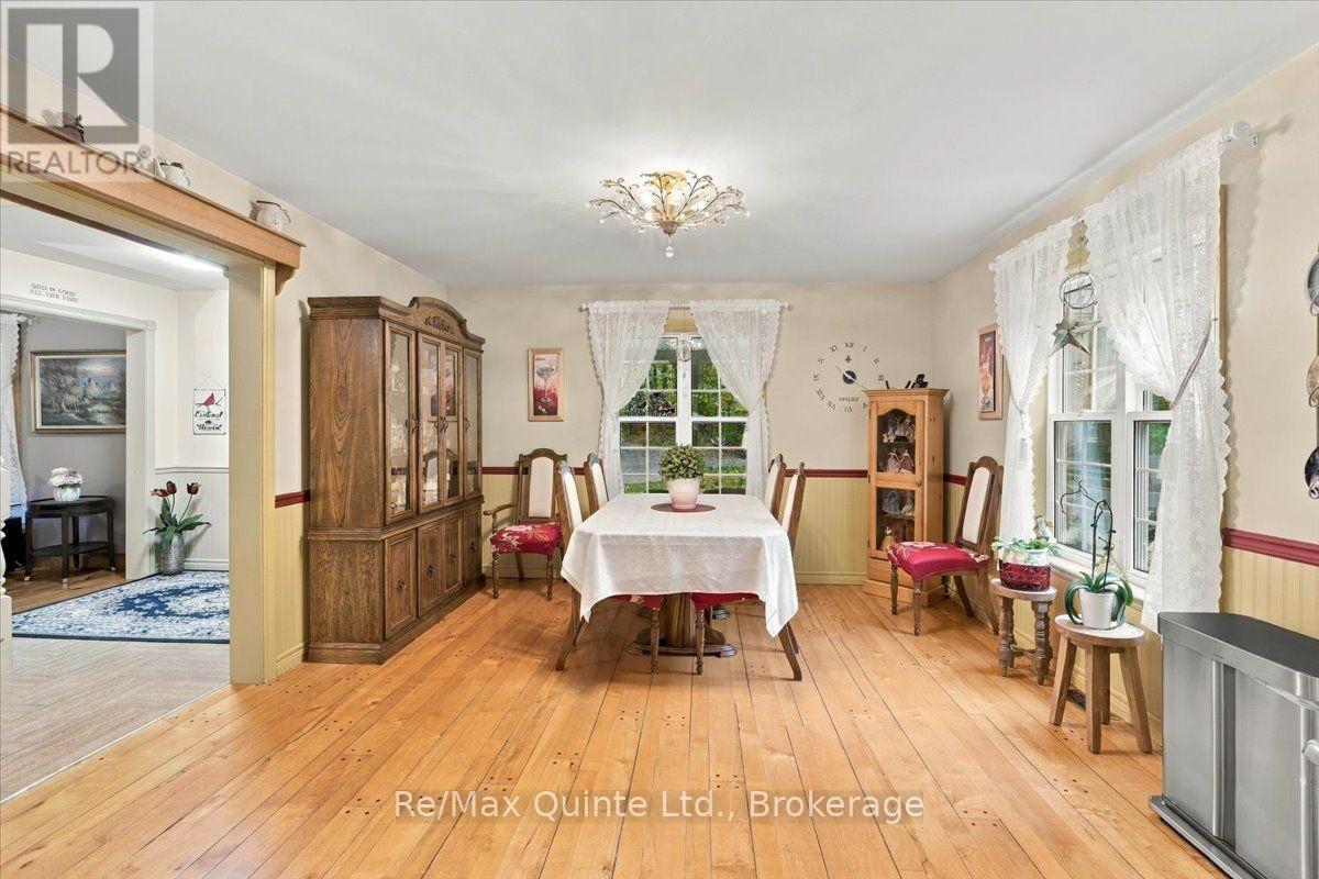 578 Old Apsley Road Property Photo 8