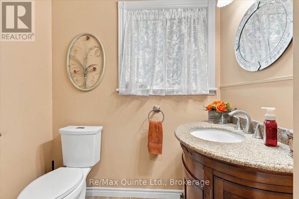 578 Old Apsley Road Property Photo 19