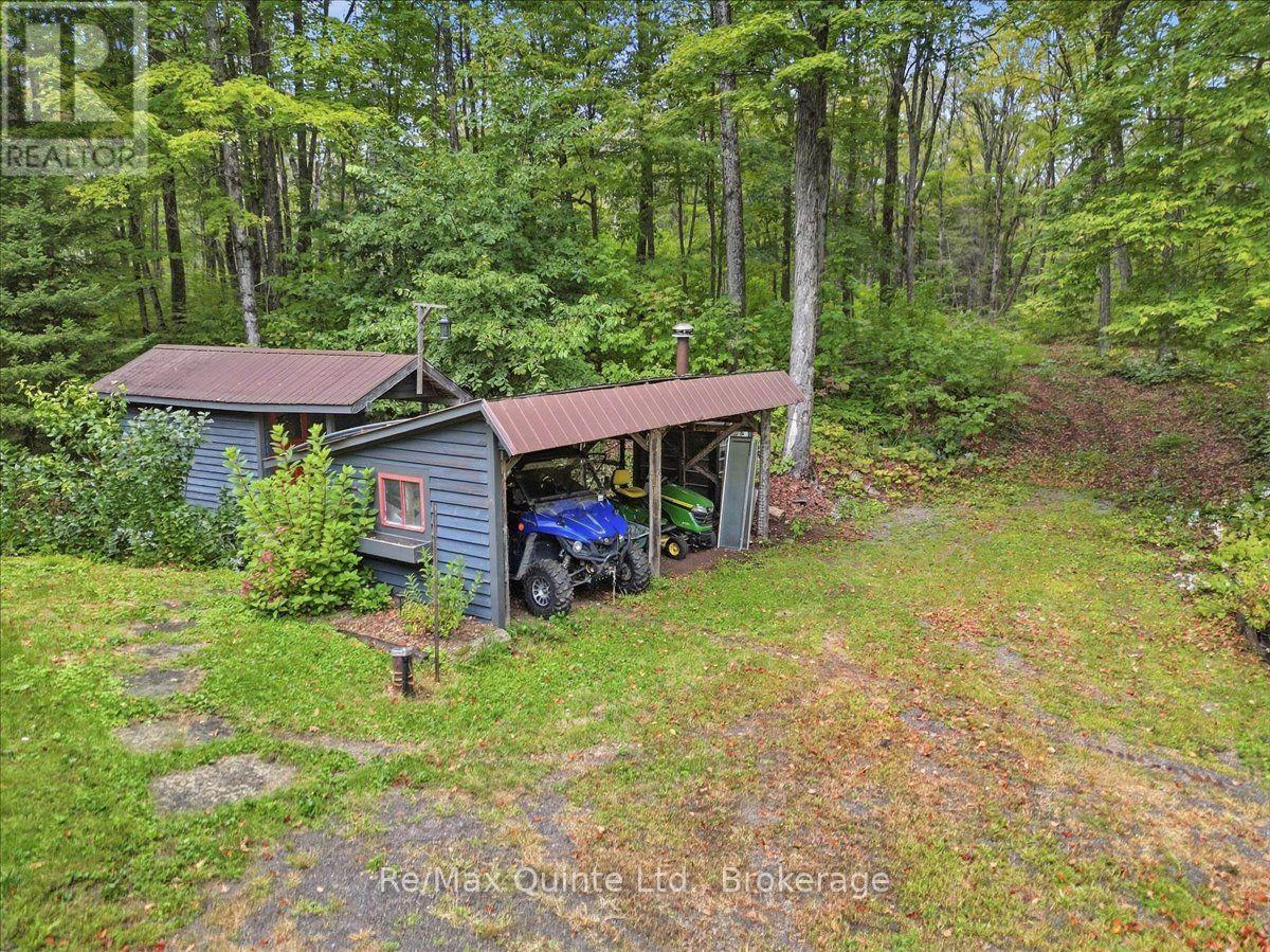 578 Old Apsley Road Property Photo 40
