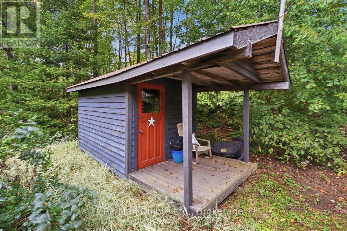578 Old Apsley Road Property Photo 41