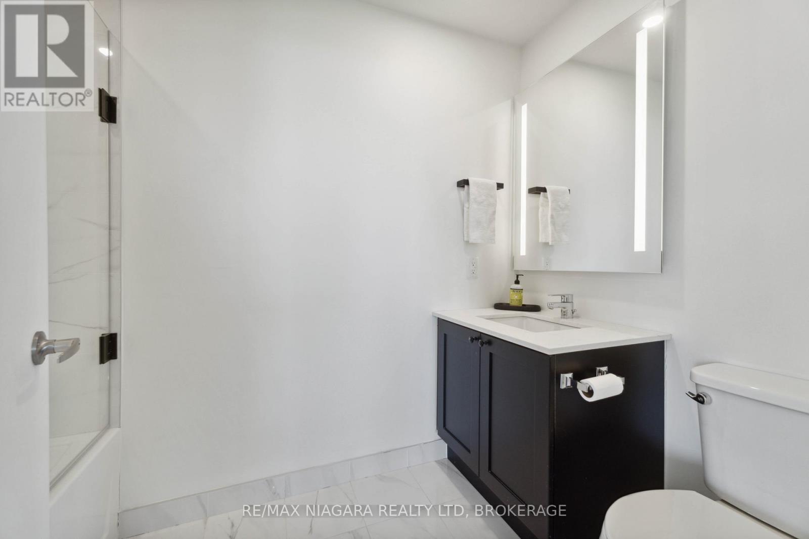 601 - 7711 Green Vista Gate Property Photo 14