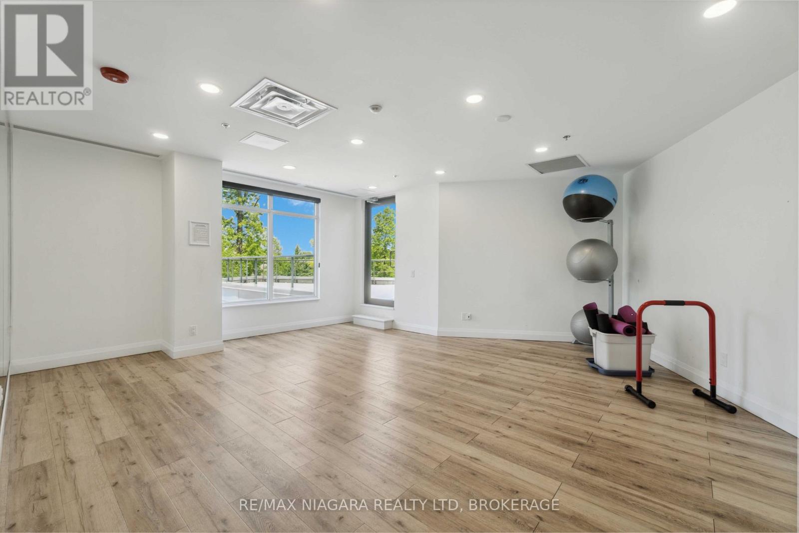 601 - 7711 Green Vista Gate Property Photo 19