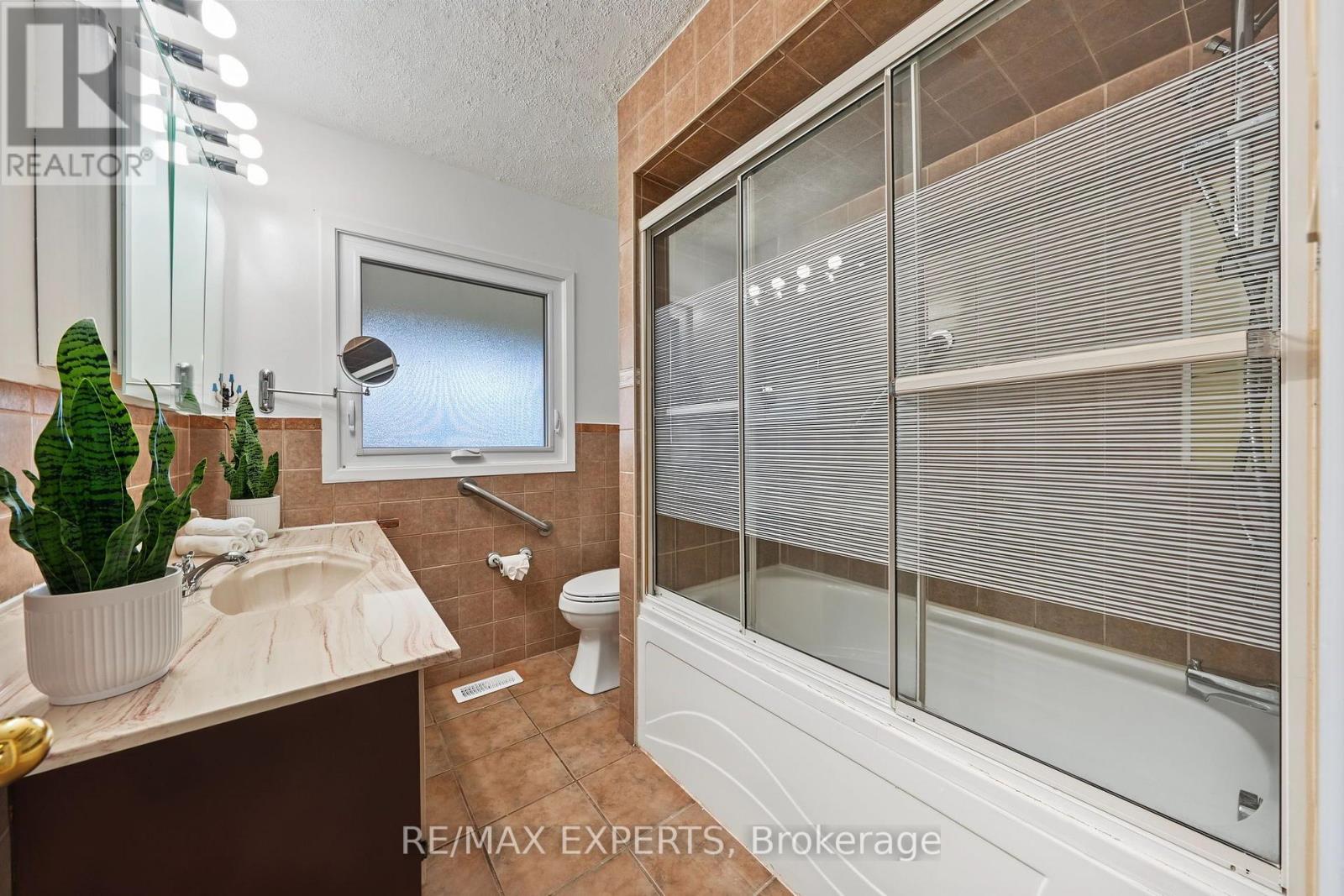79 Olive Street Property Photo 20