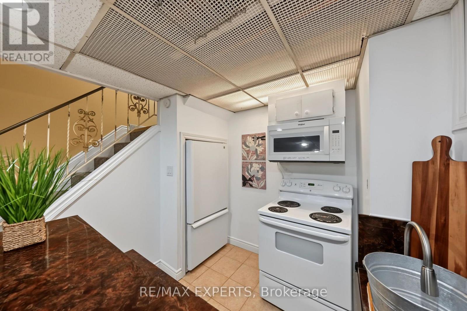 79 Olive Street Property Photo 24