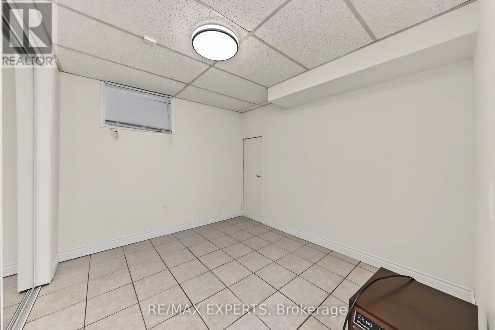 79 Olive Street Property Photo 32