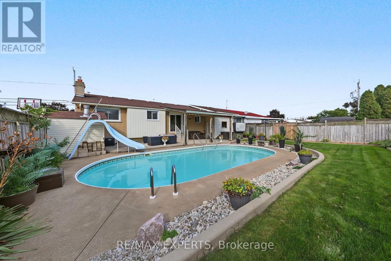 79 Olive Street Property Photo 40