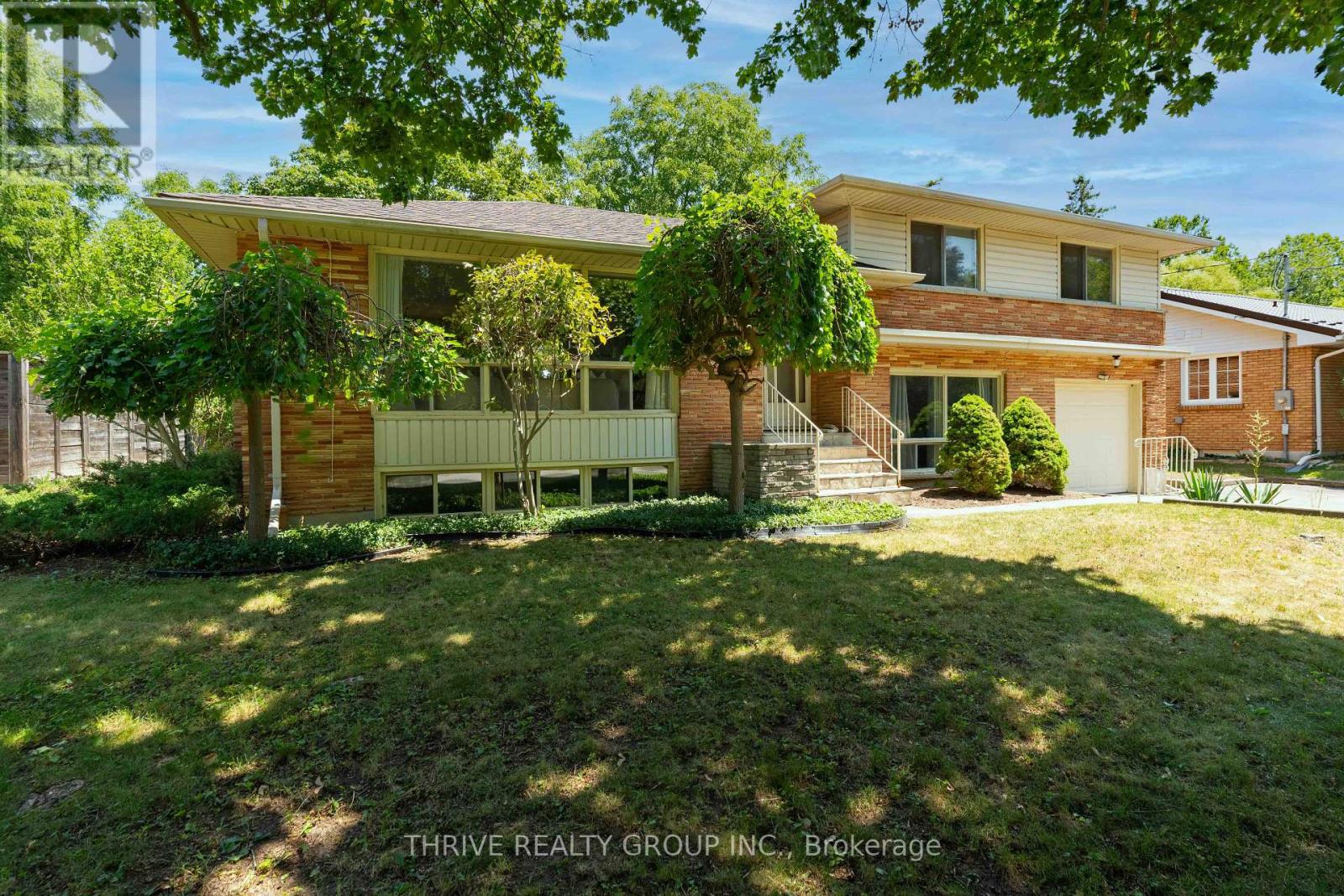 85 BLOOMFIELD DRIVE