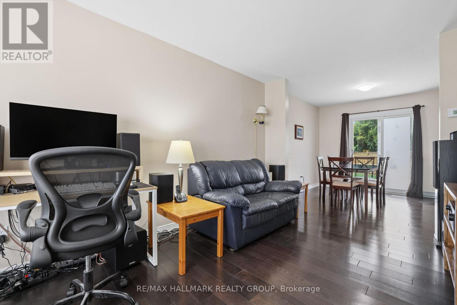 27 Brando Crescent Property Photo 5