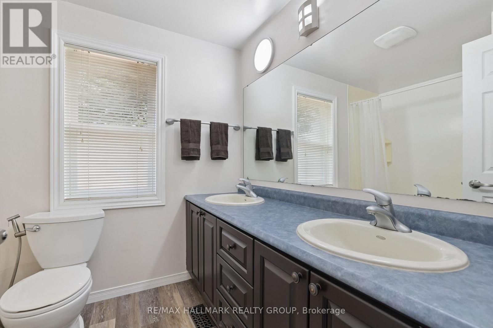 27 Brando Crescent Property Photo 16