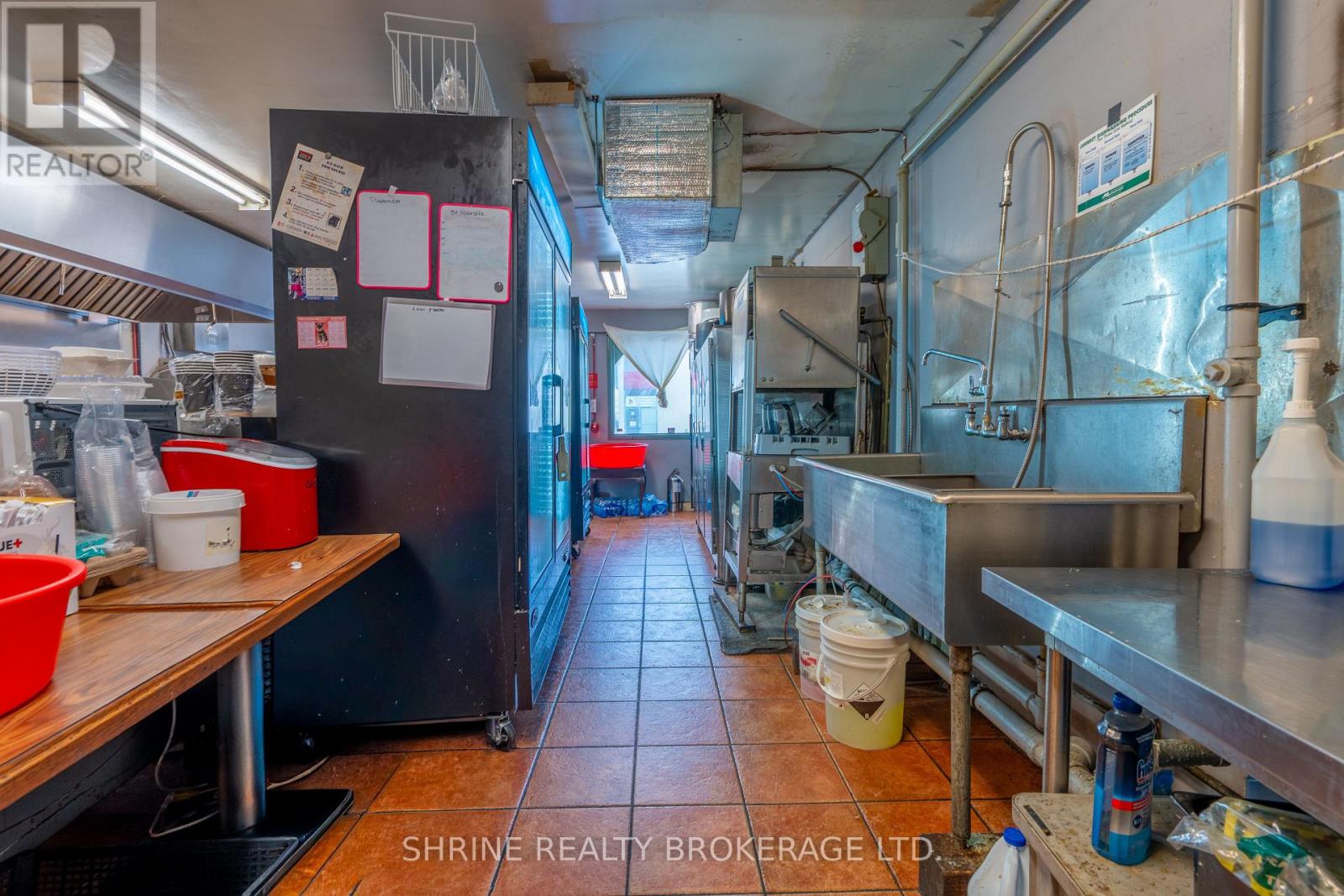 1487 Dundas Street Property Photo 19