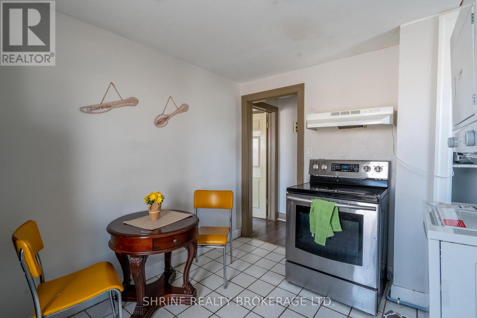 1487 Dundas Street Property Photo 30