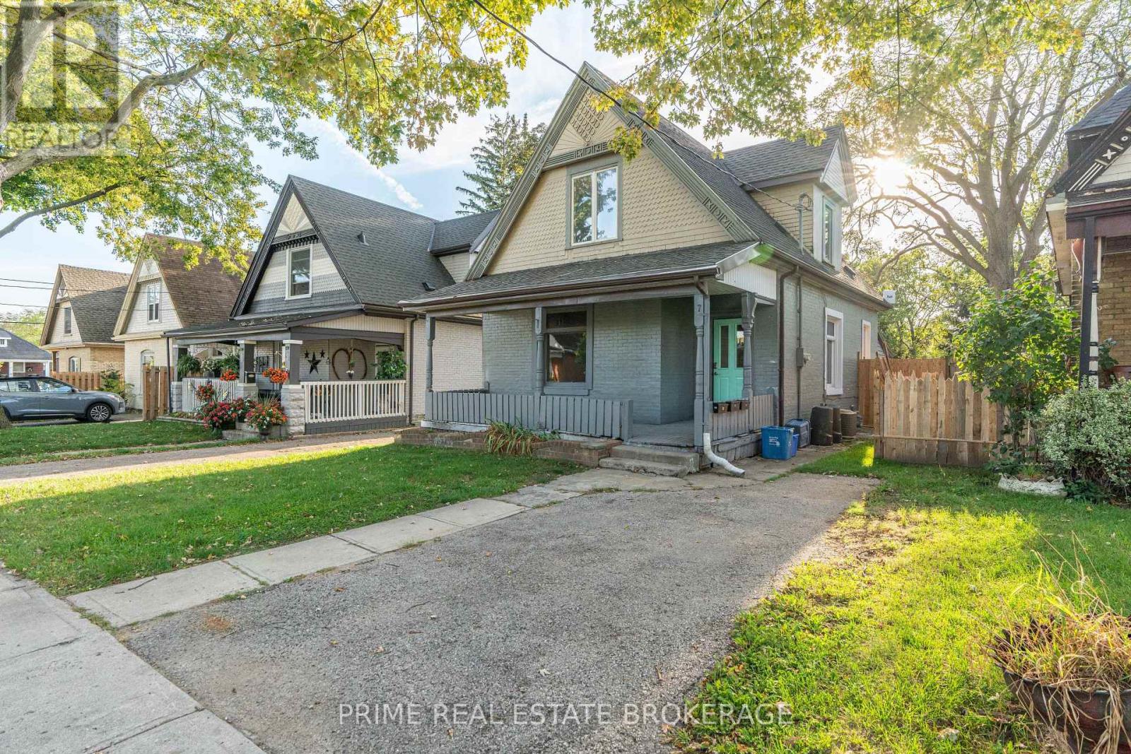 7 Marmora Street Property Photo 2